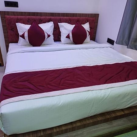 Hotel Shri Sai International, Sitamarhi Dumra Ngoại thất bức ảnh
