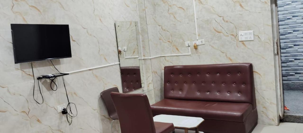 Hotel Shri Sai International, Sitamarhi Dumra Ngoại thất bức ảnh