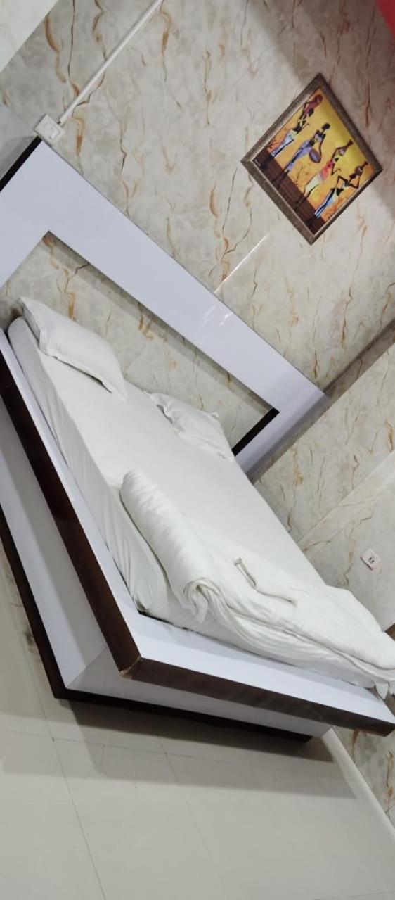 Hotel Shri Sai International, Sitamarhi Dumra Ngoại thất bức ảnh
